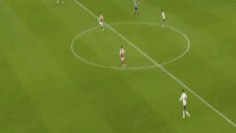 李霄鹏4月24日解除隔离，返京向中国男足汇报工作